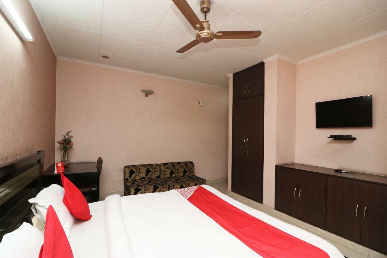 Oyo 24672 Bharat Guest House Delhi (National Capital Territory of India) Exterior foto