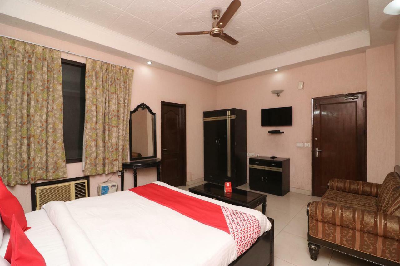 Oyo 24672 Bharat Guest House Delhi (National Capital Territory of India) Exterior foto