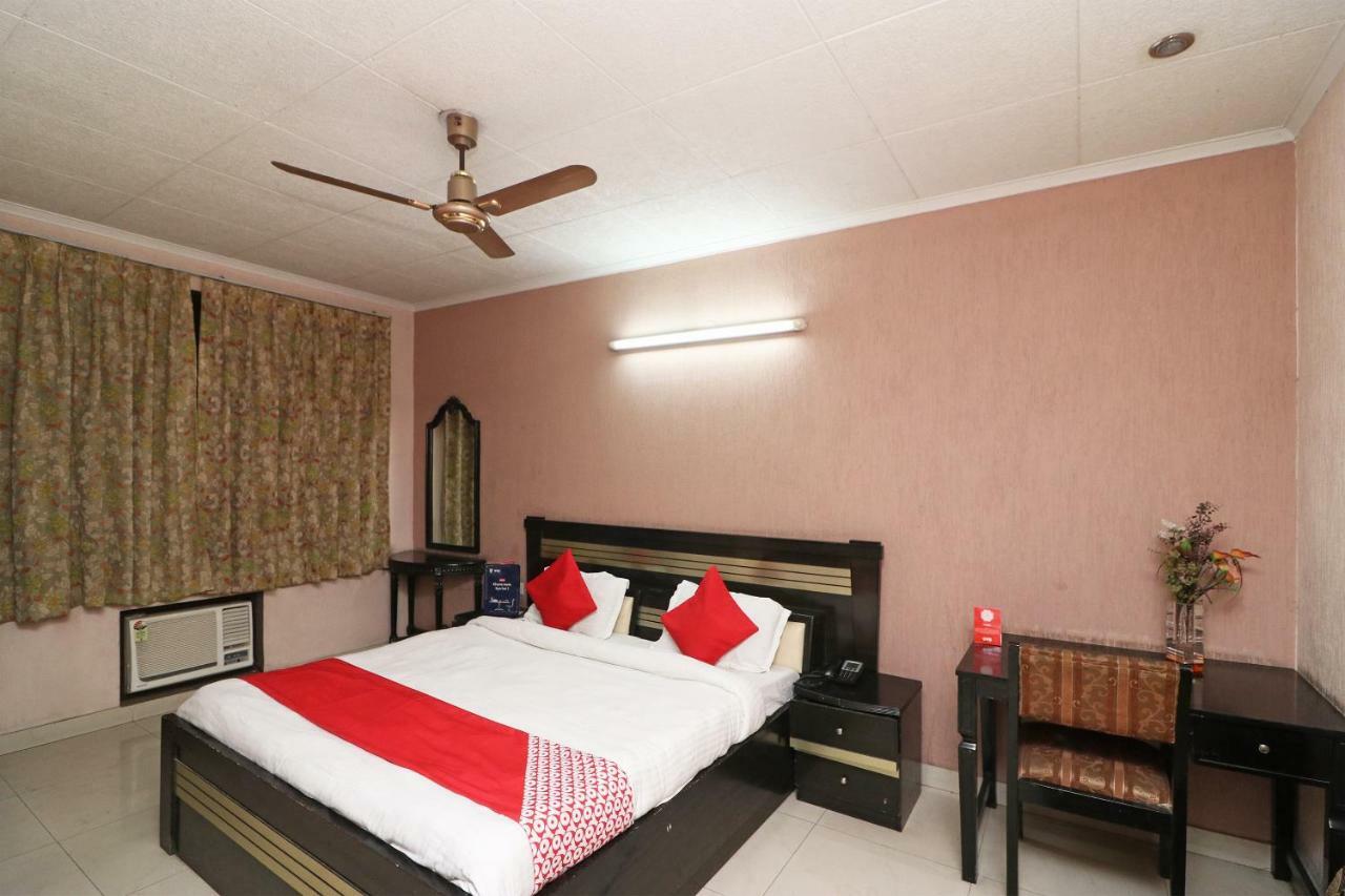 Oyo 24672 Bharat Guest House Delhi (National Capital Territory of India) Exterior foto